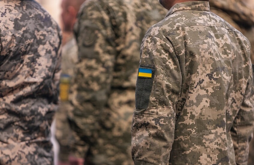 مقاتل أوكراني سابق يروي تفاصيل مروعة حول ما يتعرض له جنود بلاده