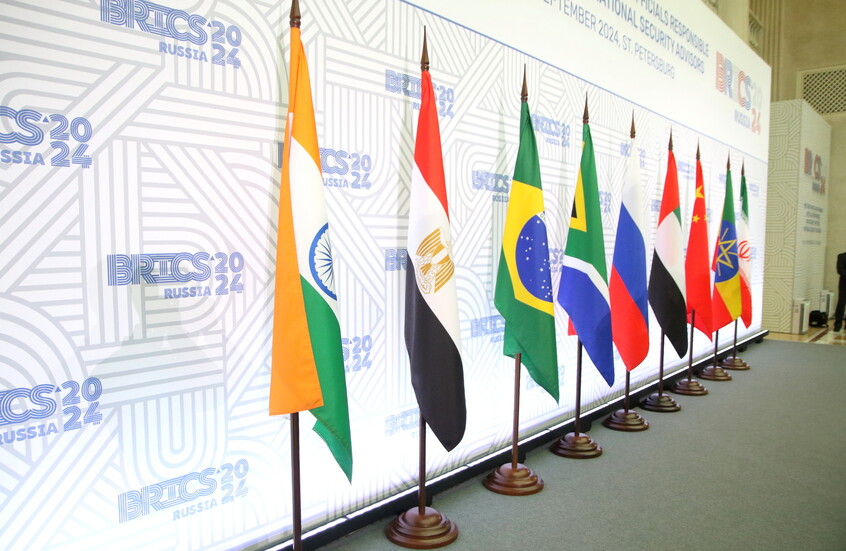 بوتين يشارك في قمة استثنائية لـ"بريكس" لمناقشة السياسات التجارية الأمريكية