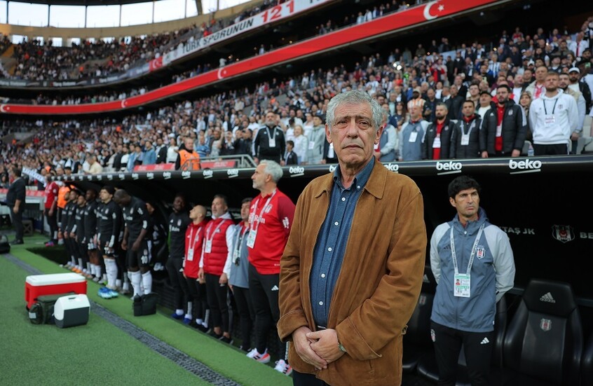 غادر أذربيجان من دون أي فوز أو أجر.. البرتغالي فرناندو سانتوس يستقيل من منصبه