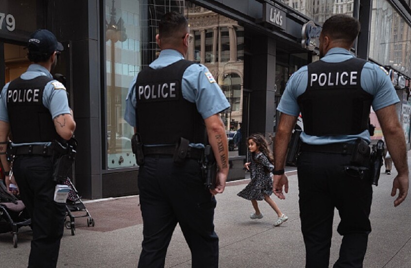 شيكاغو.. تعويض مواطنة روسية بـ20 ألف دولار بعد تعرضها للتمييز على أساس عرقي