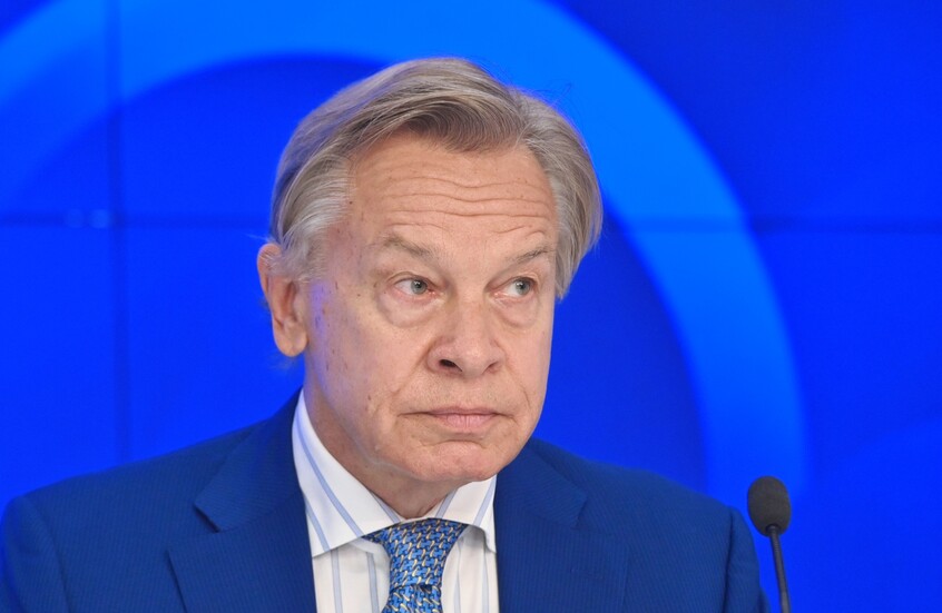 سيناتور روسي: ماكرون لم يعد قادرا على إدارة فرنسا