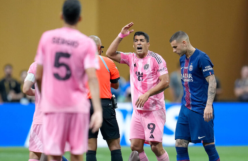 تداعيات فضيحة نهائي كأس الدوري الأمريكي تتواصل.. إيقاف لويس سواريز ومدرب سياتل