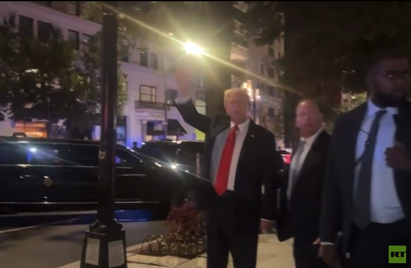 ترامب: سأجري مكالمة قريبا مع بوتين