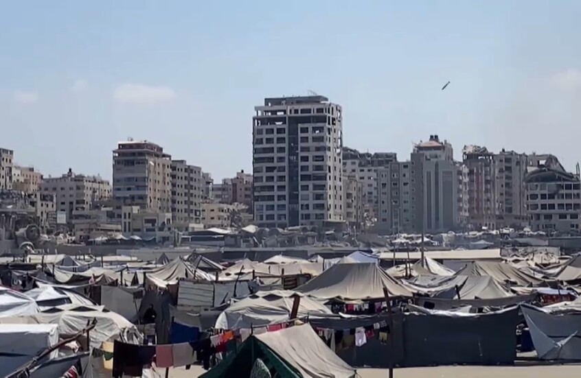 الجيش الإسرائيلي ينسف برج "طيبة 2" السكني في غزة