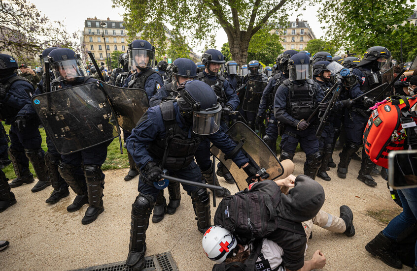 اعتقال أكثر من 300 متظاهر في احتجاجات فرنسا معظمهم في باريس (فيديو)