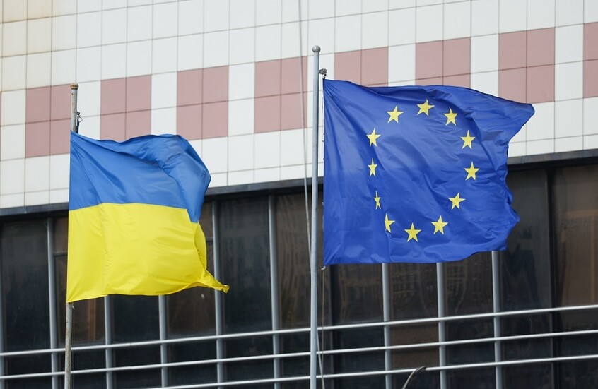 موقع أمريكي: فرصة السلام ستضيع إذا استمرت أوكرانيا والاتحاد الأوروبي في تجاهل روسيا