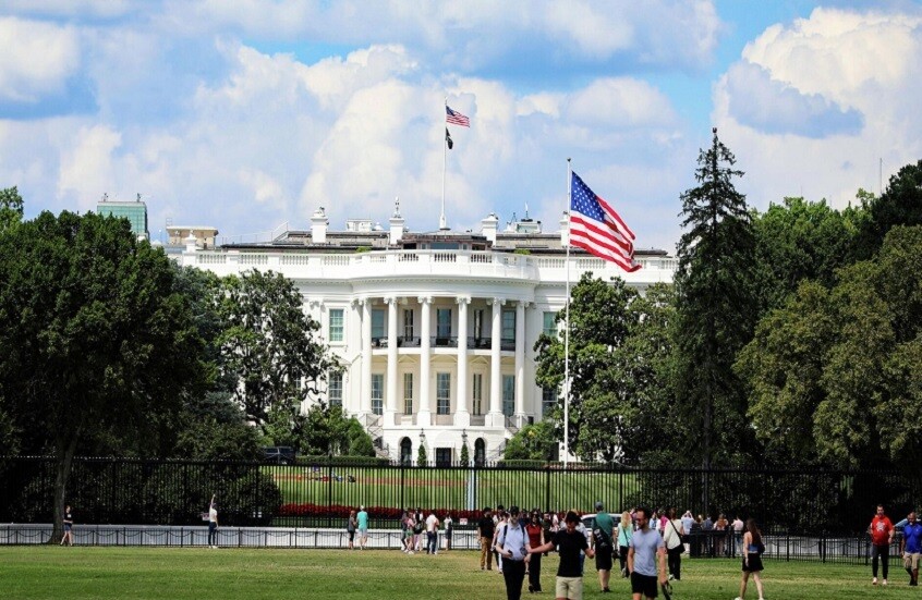 "واشنطن بوست": فرض طوق أمني واسع حول البيت الأبيض