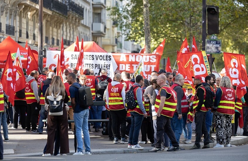 فرنسا.. اعتقال 675 شخصا في احتجاجات ضد إجراءات التقشف المالي