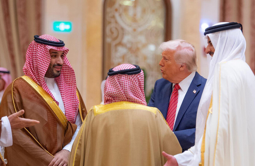 إسرائيل توجه ضربة لترامب.. السعودية تبتعد وقلق في الخليج من واشنطن والإمارات تعلن