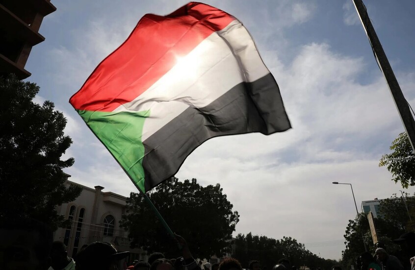 الحكومة السودانية ترفض مقترح هدنة أمريكي عربي وتتمسك بالمشاركة في عملية الانتقال السياسي