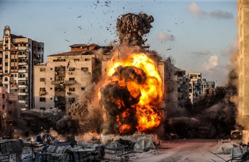 تحذير من "وحل غزة".. إيهود باراك يهاجم نتنياهو: كل تقدم في المفاوضات يتبعه هجوم إسرائيلي