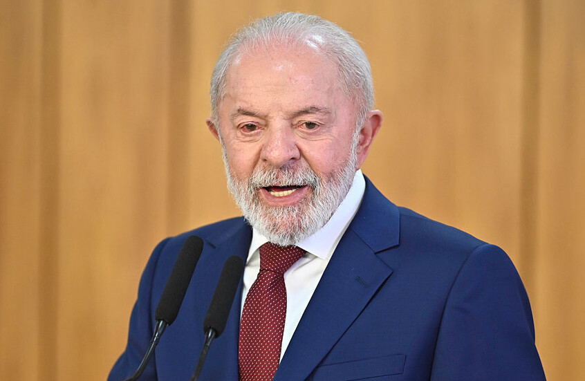 الرئيس البرازيلي يدعو لإجراء حوار مفتوح مع ترامب