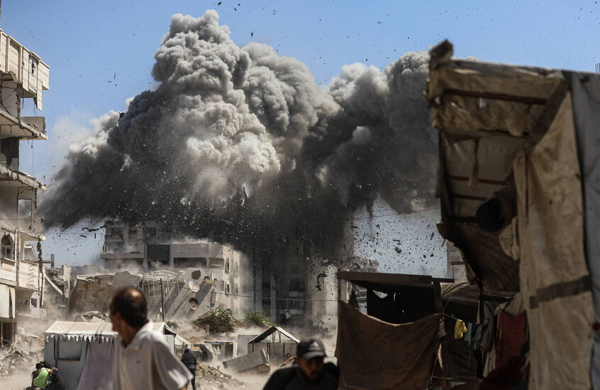 دمار واسع ومستمر في مدينة غزة.. مبان وأحياء تتحول إلى أطلال والبحث عن جثامين "الصامدين" بين الركام