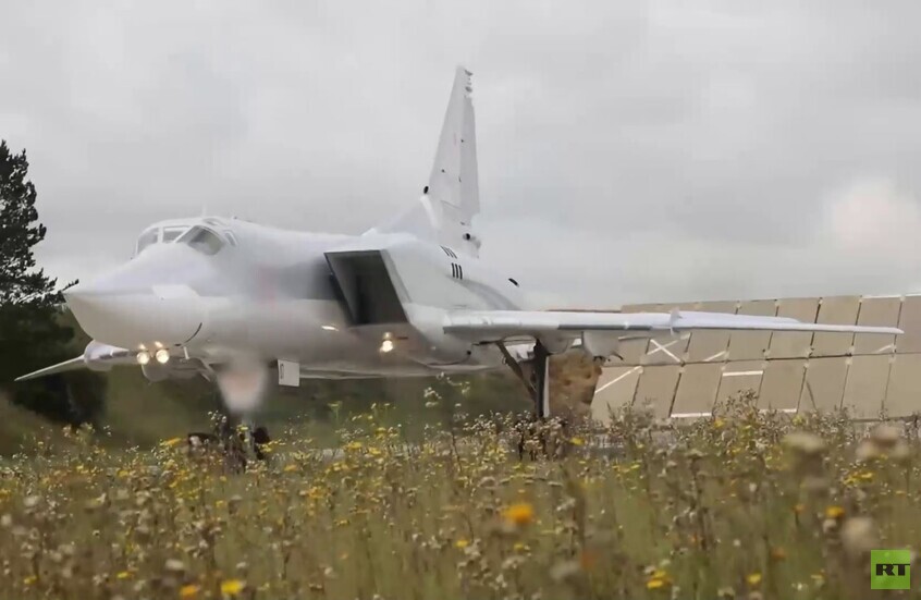 قاذفات "تو-22 أم3" تحلق فوق بحر بارنتس ضمن مناورات روسية بيلاروسية