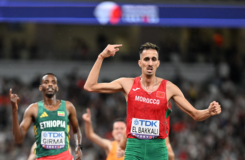 البقالي على موعد مع التاريخ.. الموعد والقنوات الناقلة لسباق 3 آلاف متر موانع في مونديال ألعاب القوى
