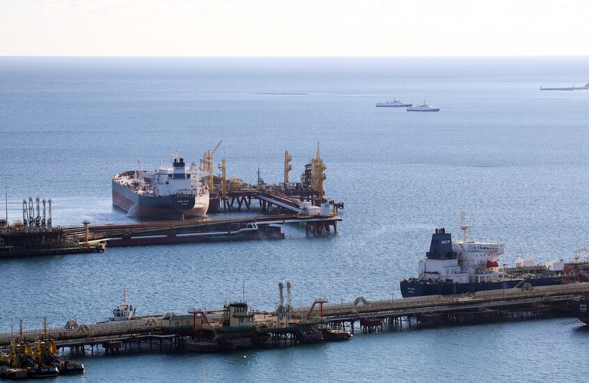 صحيفة: الاتحاد الأوروبي عاجز عن إقناع تركيا بوقف استيراد النفط الروسي