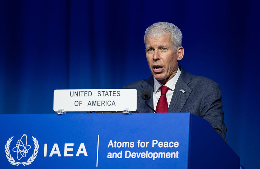 وزير الطاقة الأمريكي: يتعين تفكيك برنامج إيران لتخصيب اليورانيوم بالكامل