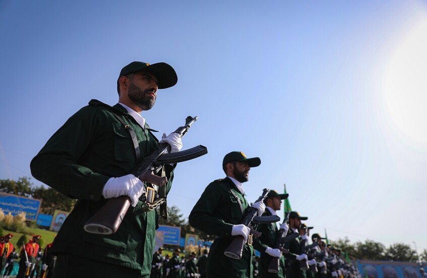 إيران... ضبط أكثر من 700 طائرة مسيرة صغيرة مُهرّبة في ميناء بارسيان (صورة)