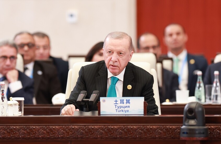 أردوغان يتحدث عن صلة قرابة تجمع بين نتنياهو وهتلر