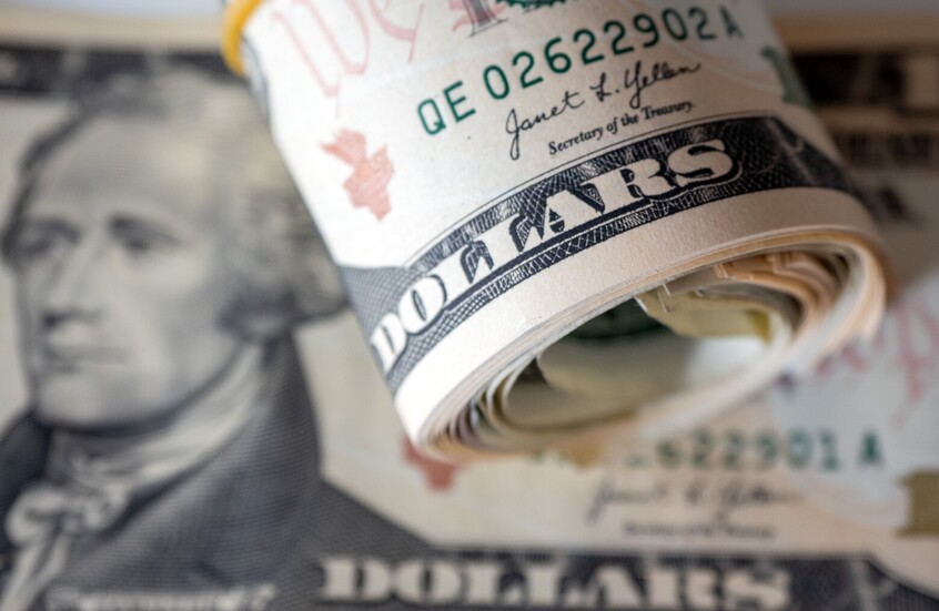 الأسواق العالمية في حالة ترقب.. استقرار الأسهم وتراجع الذهب قبل قرار الفيدرالي الأمريكي