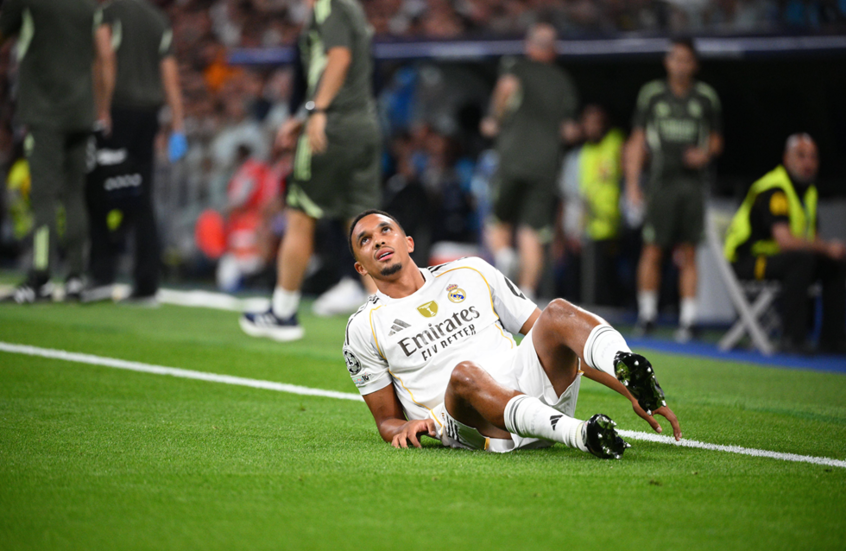 ريال مدريد يخسر خدمات أرنولد لفترة طويلة