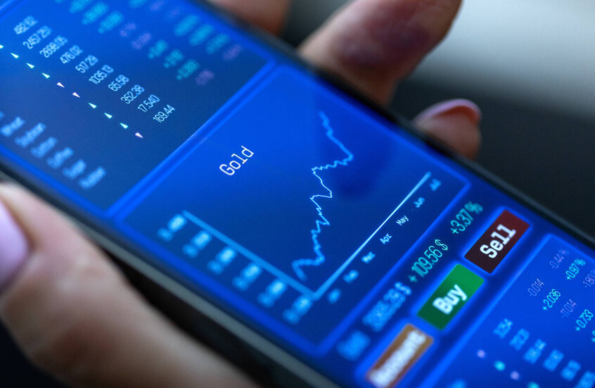 سعر الذهب يصل إلى مستوى قياسي جديد بعد قرار الاحتياطي الفدرالي