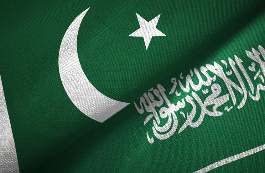 أبراج السعودية تتوشح بعلمي المملكة وباكستان احتفاء بـ"اتفاقية الدفاع الاستراتيجي المشترك"(فيديو+صور)