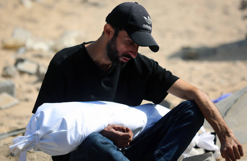 غزة تنزف.. 99 قتيلا في يوم دام جديد