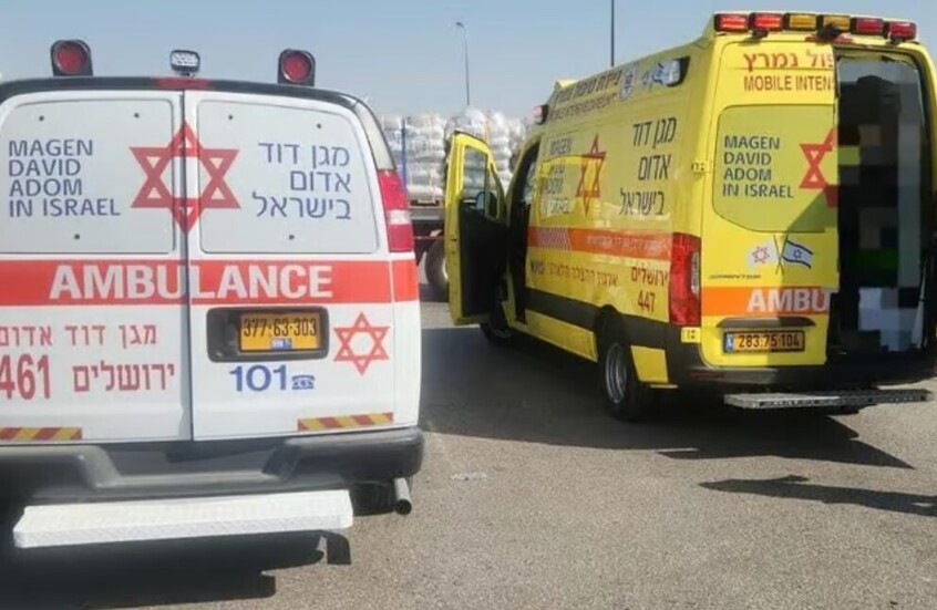 إسرائيل تعيد السماح لدخول البضائع عبر معبر اللنبي