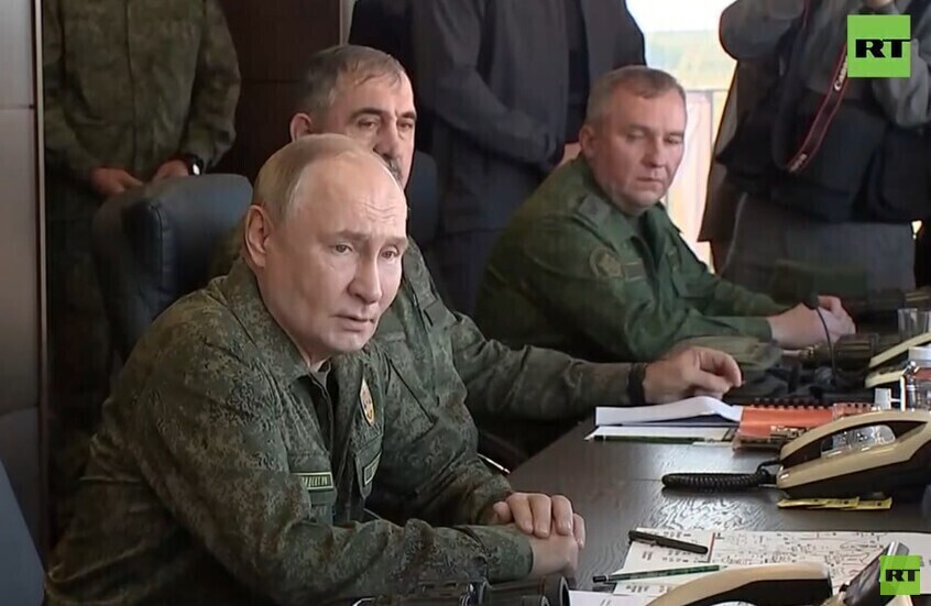 للمرة الأولى.. بوتين يكشف حجم القوات الروسية على خط التماس في أوكرانيا
