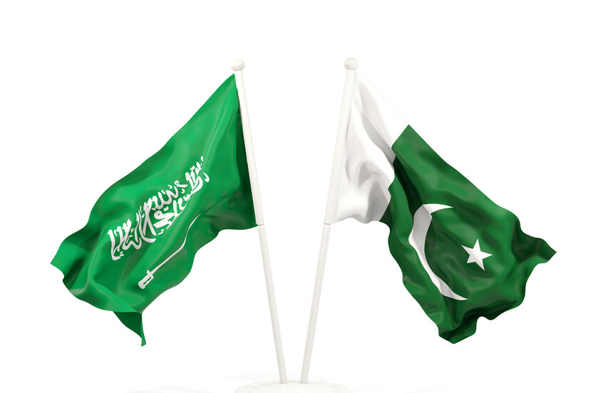 باكستانيون يوجهون رسائل إلى السعودية (فيديو)