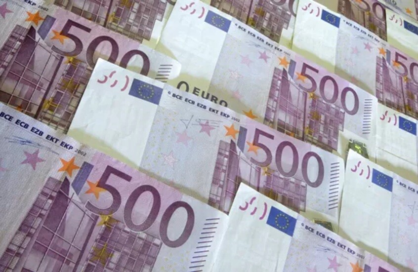 نصائح لمن يريد أن يصبح "مليونيرا" وربما "مليارديرا"!