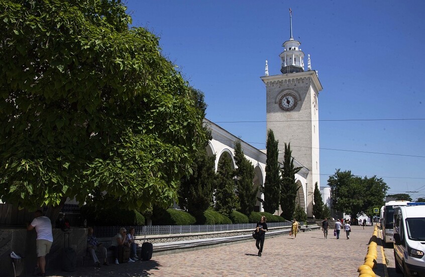 وفد من سفراء مالي وبوركينا فاسو والنيجر يزور جمهورية القرم الروسية