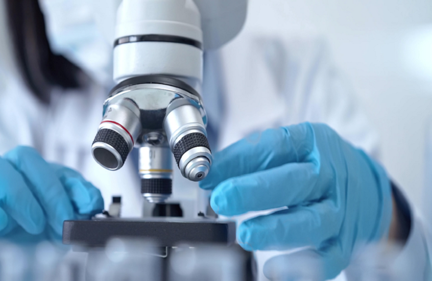 اختراع ثوري.. أصغر محرك على رقاقة في التاريخ بحجم أدق من شعرة الإنسان