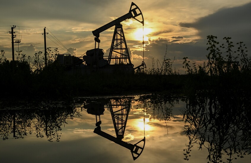 شركة نفط روسية صربية تتقدم بطلب لتأجيل العقوبات الأمريكية