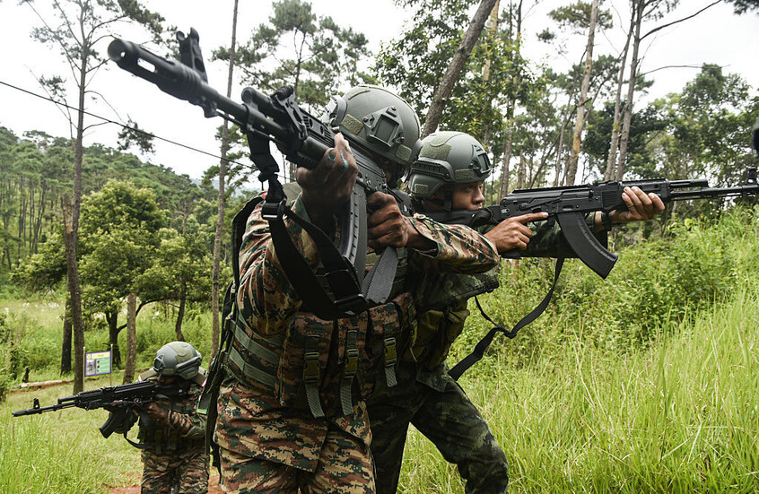 الجيش التايلاندي يخطط لبناء سياج على الحدود مع كمبوديا