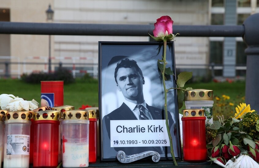 روسيا تعلن استمرار تكريم إرث الناشط المحافظ تشارلي كيرك بعد اغتياله