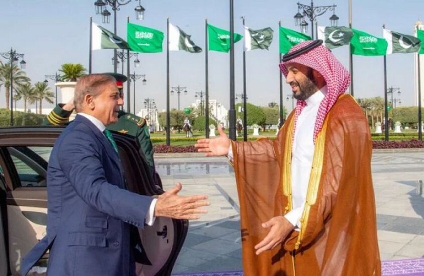 بعد الاتفاق الدفاعي.. وفد سعودي يزور باكستان لإجراء محادثات تجارية