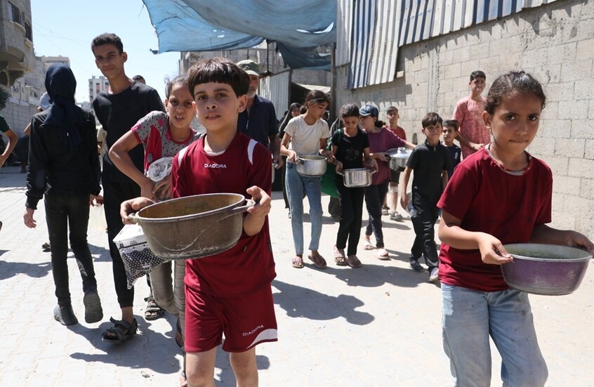 مراسلتنا: وفاة 13 طفلا بينهم 10 أجنة في مجمع ناصر الطبي جنوب غزة