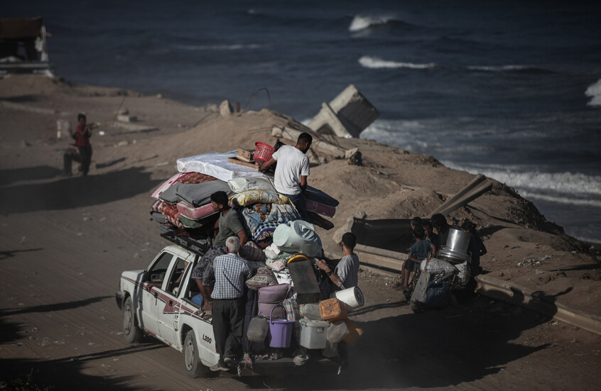 "الأونروا": 1.9 مليون شخص مشردون قسرا بغزة