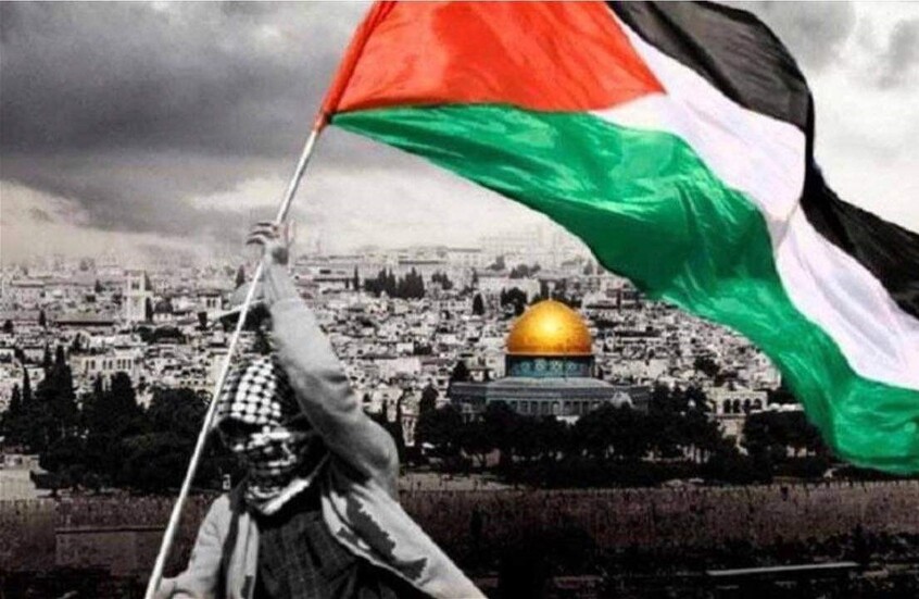 عباس يرحب بإعلان رئيس الوزراء البريطاني الاعتراف بدولة فلسطين المستقلة وذات السيادة