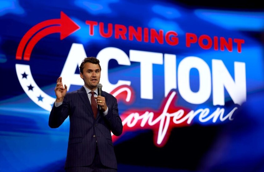 الإنترنت والعنف المتفاقم الذي تغذيه