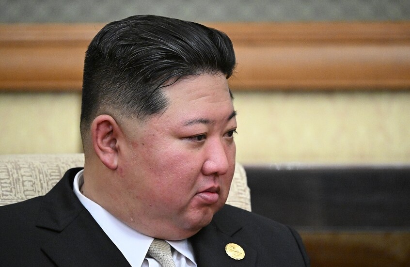 كيم جونغ أون يعلن حصول كوريا الشمالية على أسلحة سرية