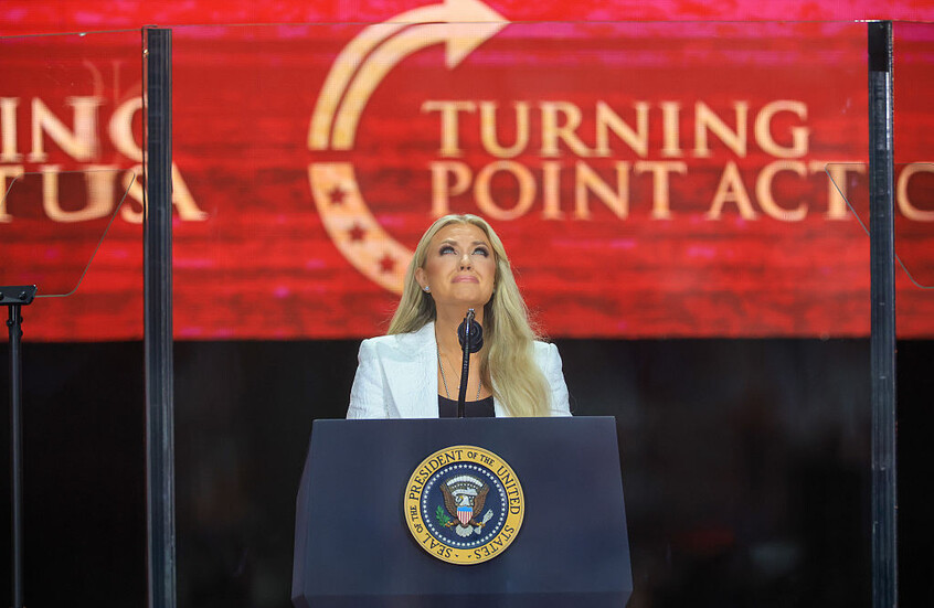 زوجة تشارلي كيرك تسامح قاتل زوجها (فيديو)