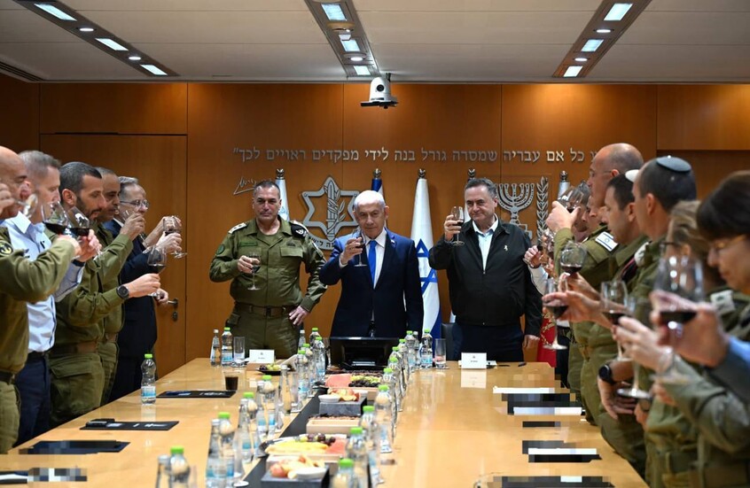 محتفلا بالسنة العبرية.. نتنياهو: علينا تدمير المحور الإيراني وهذا في المتناول سيكون 2026 عام إسرائيل