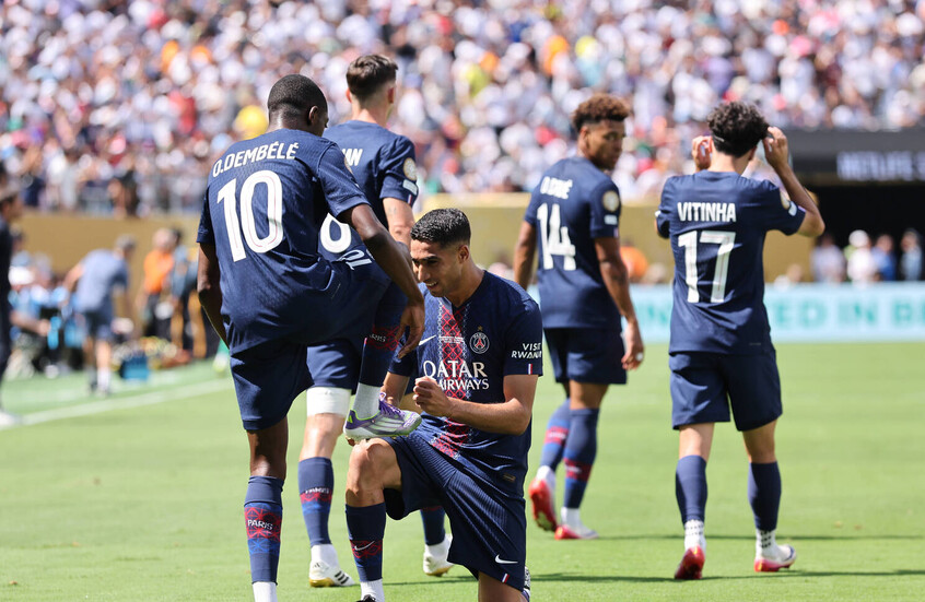 جدل في باريس سان جيرمان.. هل دفع حكيمي ثمن طموحه إلى الكرة الذهبية؟