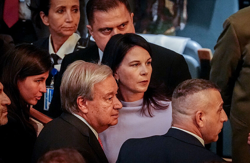 "لست مرشحة".. بيربوك: سيكون رائعا أن تقود امرأة الأمم المتحدة