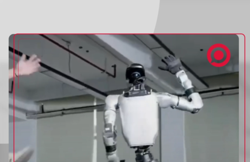 روبوت صيني يتحمل الضرب كالأبطال