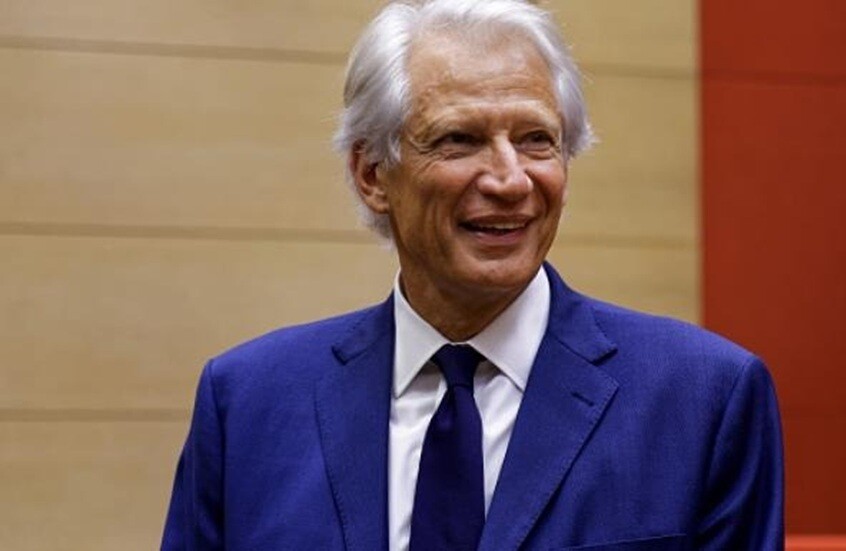 رئيس وزراء فرنسا الأسبق يحذر من توسع حرب غزة ويدعو أوروبا لاتخاذ موقف صارم