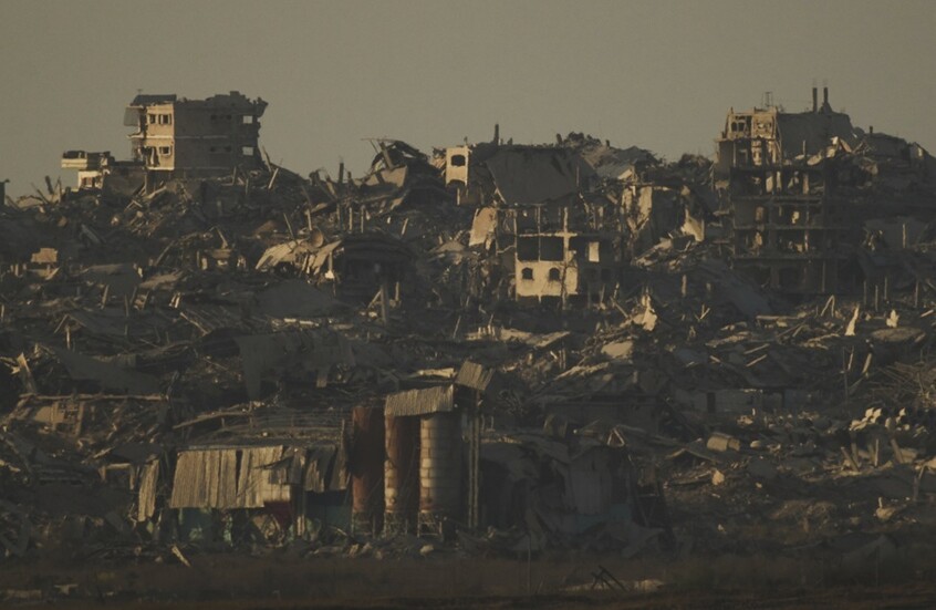 حماس ترفض تسليم سلاحها وتعتبره استحقاقا وطنيا تكفله كل الشرائع والقوانين الدولية